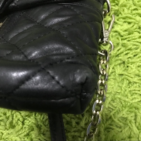 Calvin Klein Pochette Black Quilted Crossbody Bag - Picture 3 of 8